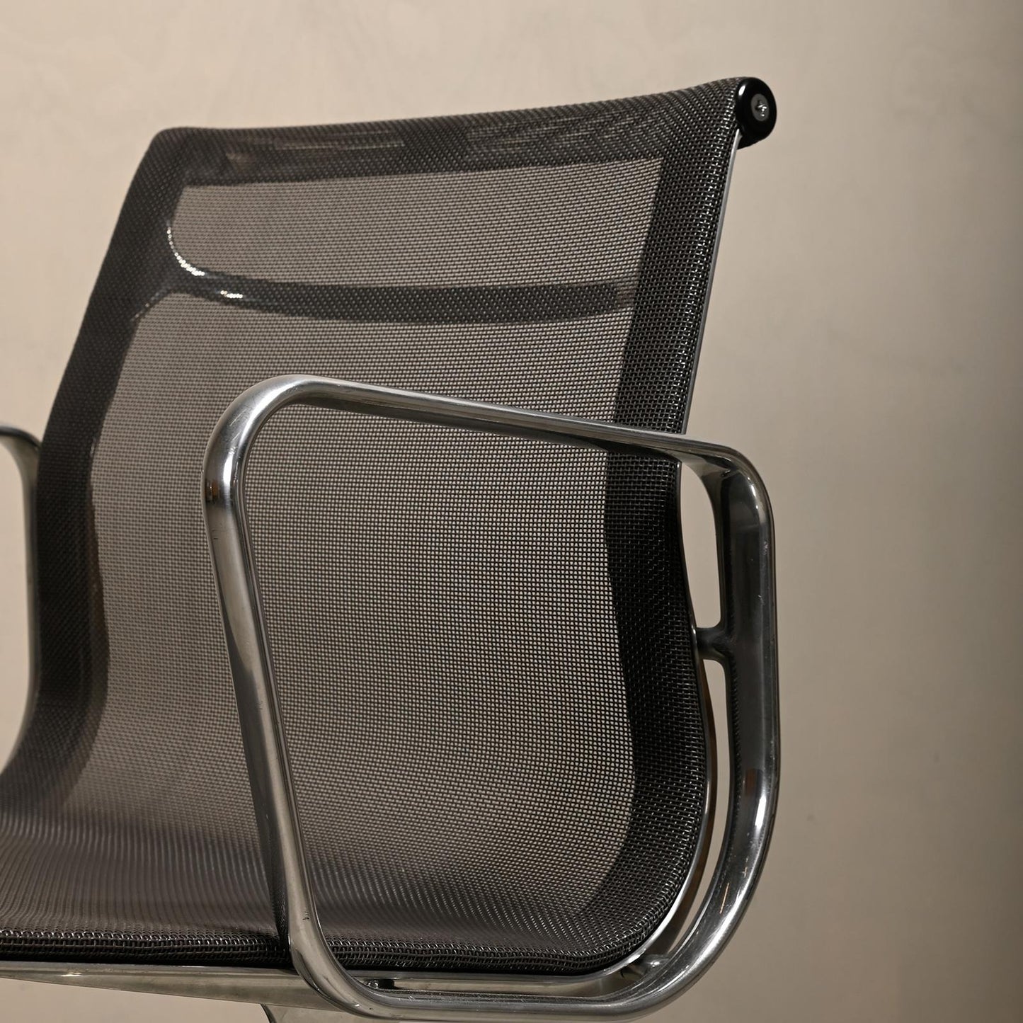 Eames Aluminum EA108 Dining Chairs Charcoal Netweave Mesh