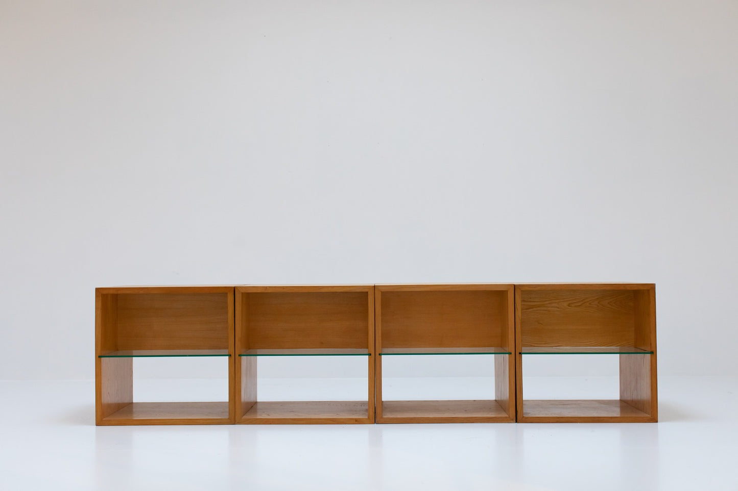 Fabregas Shelf